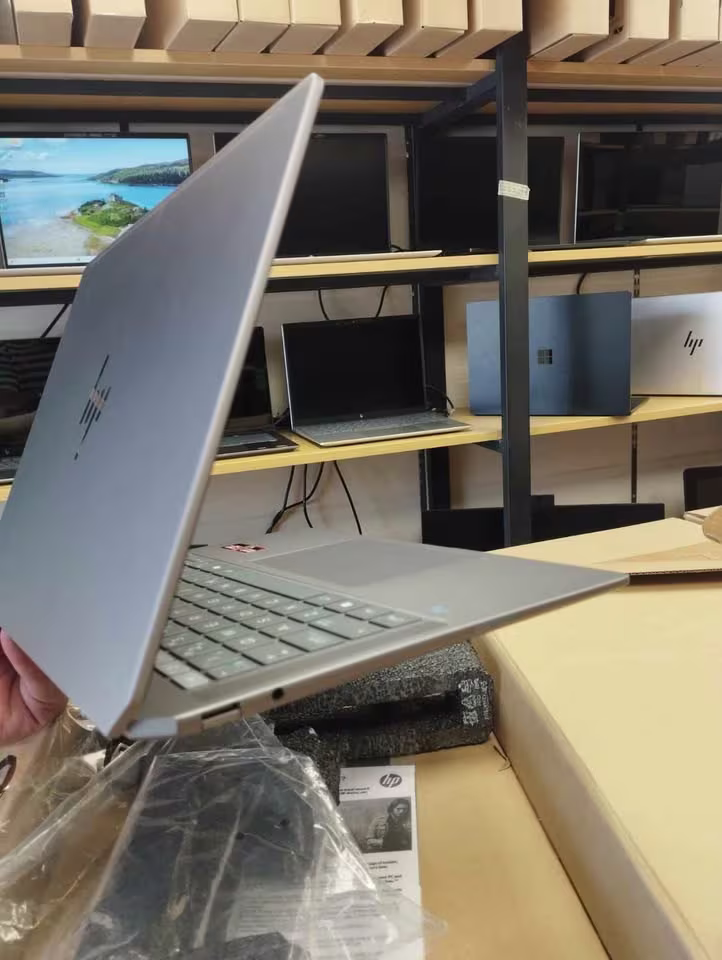 HP OmniBook Ultra Ryzen AI 9 laptop, close-up of left side ports including USB-C and audio jack