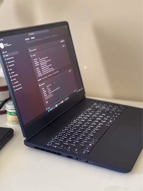 03. Alienware 16 Aurora
