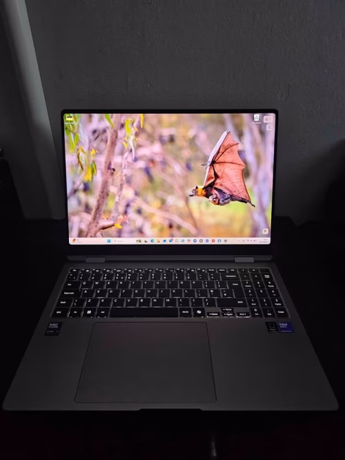 04. <strong>Samsung Galaxy Book6 Pro</strong>